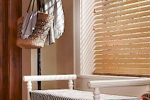 The Difference Between Window Shades and Blinds